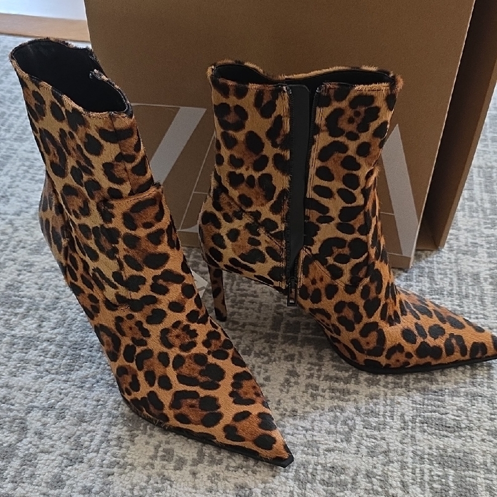 Zara Leopard Print Heeled Boots